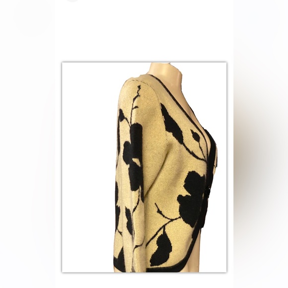 ANGEL HAIR  Sz M (runs Small) Cardigan Shrug Black/ Mustard Yellow Floral- Mint - Picture 1 of 8